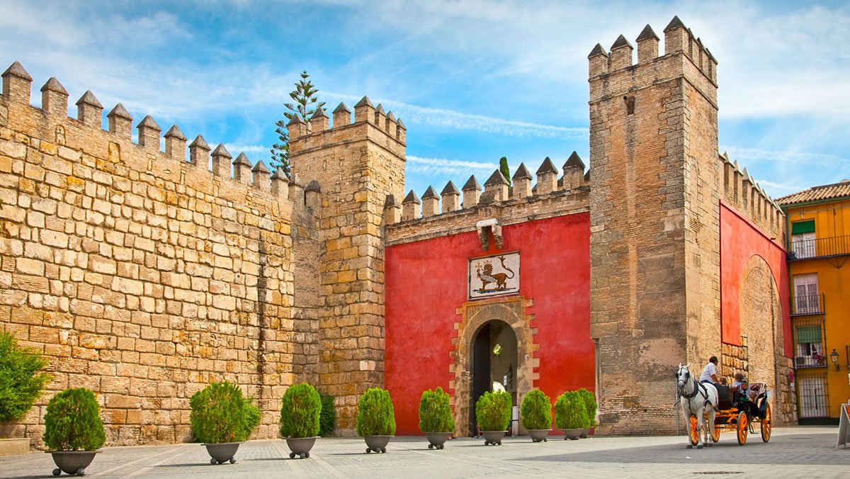 Las puertas del Alcázar de Sevilla